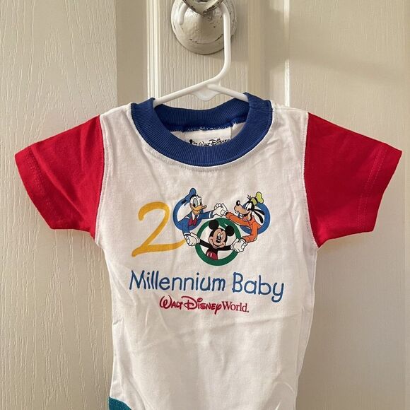 Vintage Walt Disney World 2000 Millennium Baby One Piece USA Size 6 Months - Picture 2 of 9